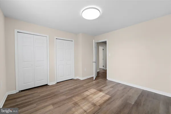 $860,000 | 13511 Chevy Chase Court, Chantilly, VA 20151