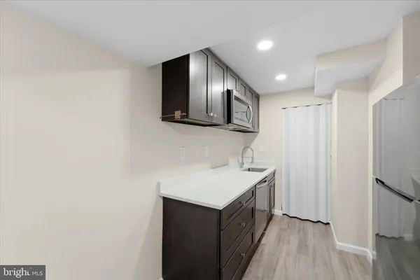 $860,000 | 13511 Chevy Chase Court, Chantilly, VA 20151