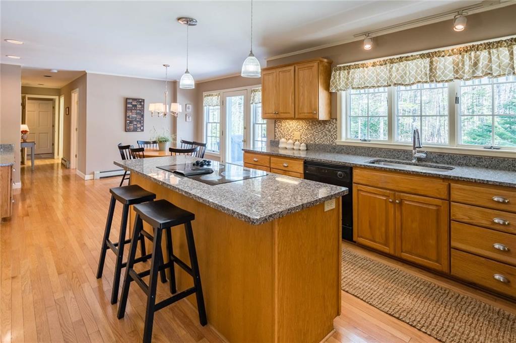 20 Newell Ridge Road Cumberland, ME 04021 - Photo 4 of 22 Kitchen