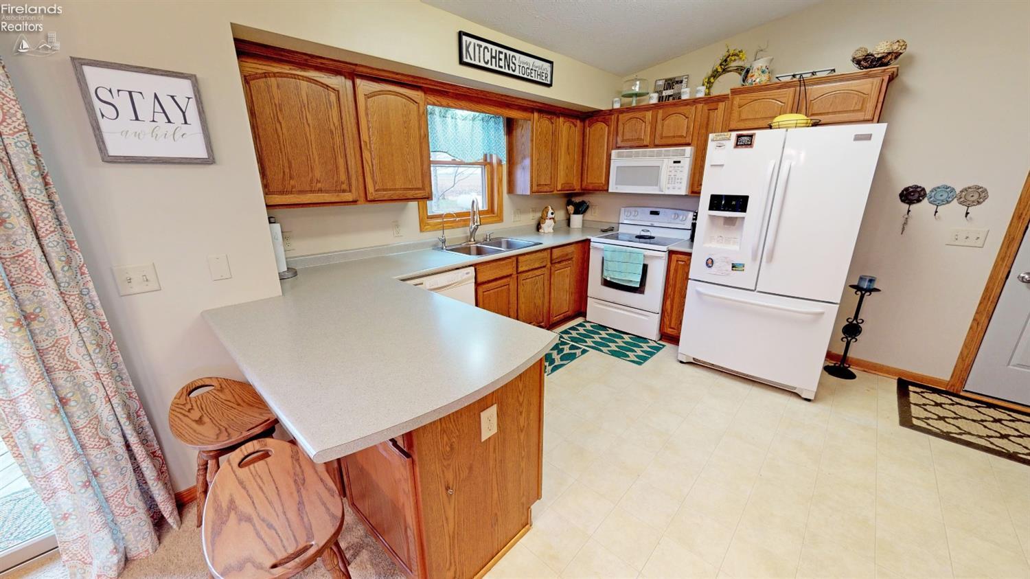 4199 Napoleon Road Fremont, OH 43420 - Photo 9 of 25 Gallery Image 9