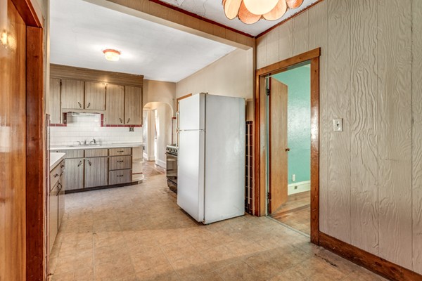 93-95 Windsor Road Medford, MA 02155 - Photo 11 of 25 Gallery Image 11