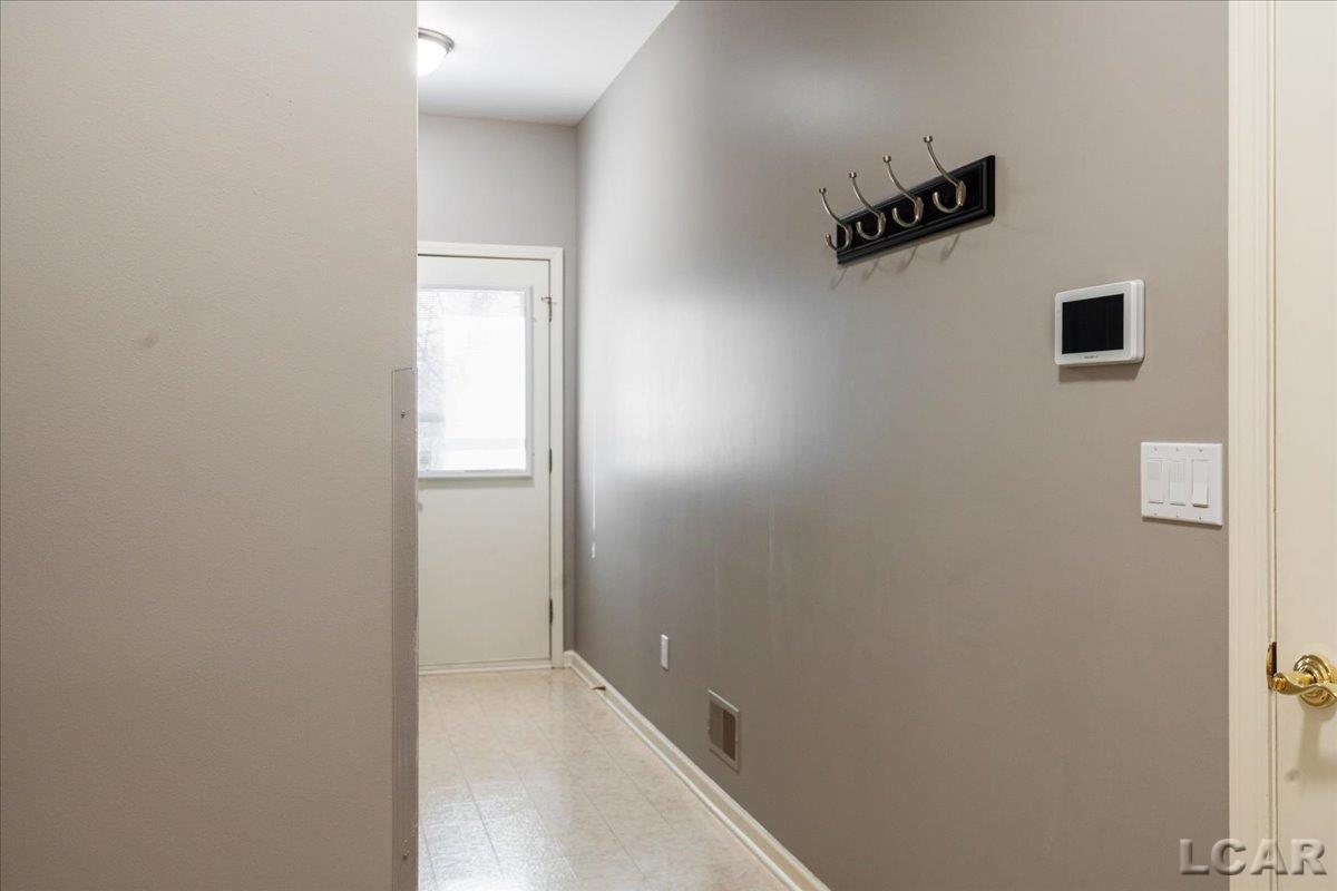 13000 Riviera Court South Lyon, MI 48178 - Photo 38 of 98 Gallery Image 38