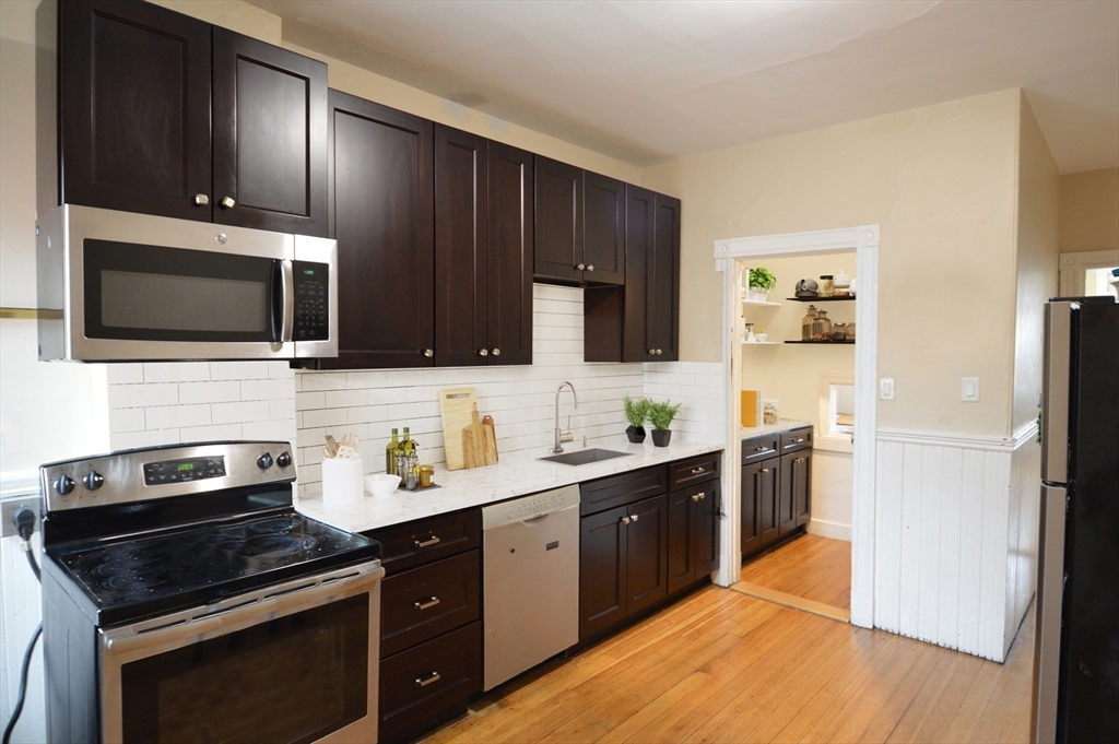 1805 Beacon Street, Unit 3 Brookline, MA 02445 - Photo 2 of 11