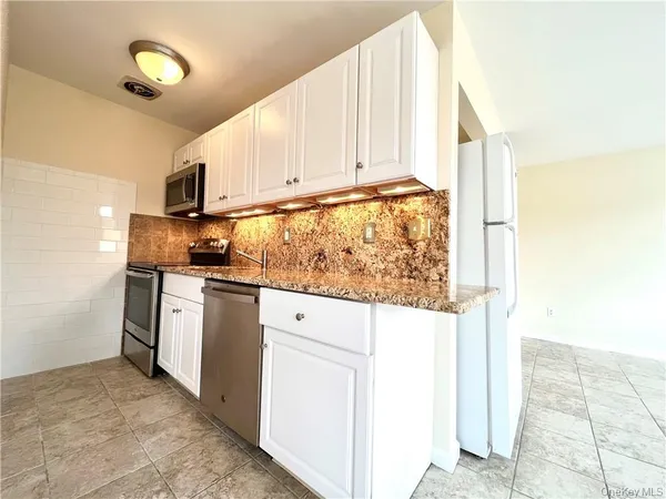 $1,500 | 722 Route 6, Unit I, Mahopac, NY 10541