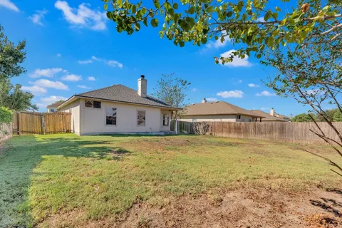 $275,000 | 116 Almquist Street, Hutto, TX 78634