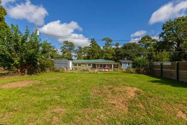 $1,950 | 5260 Landry Lane, Beaumont, TX 77708