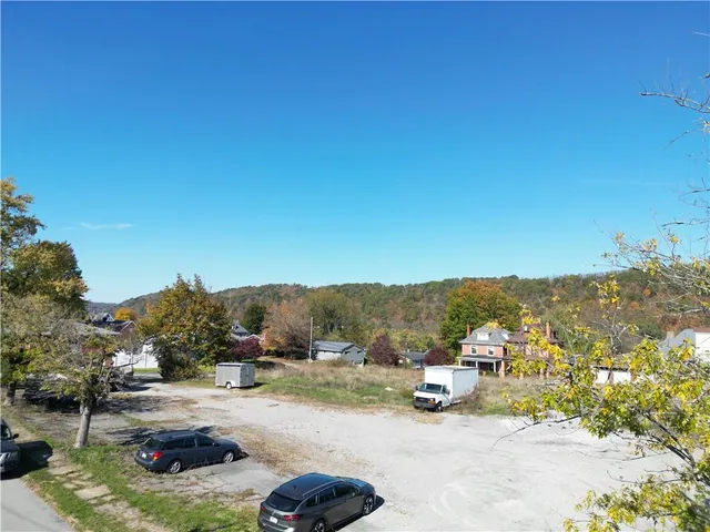 $80,000 | 717 Lincoln Street (corner Of 9th), Monongahela, PA 15063