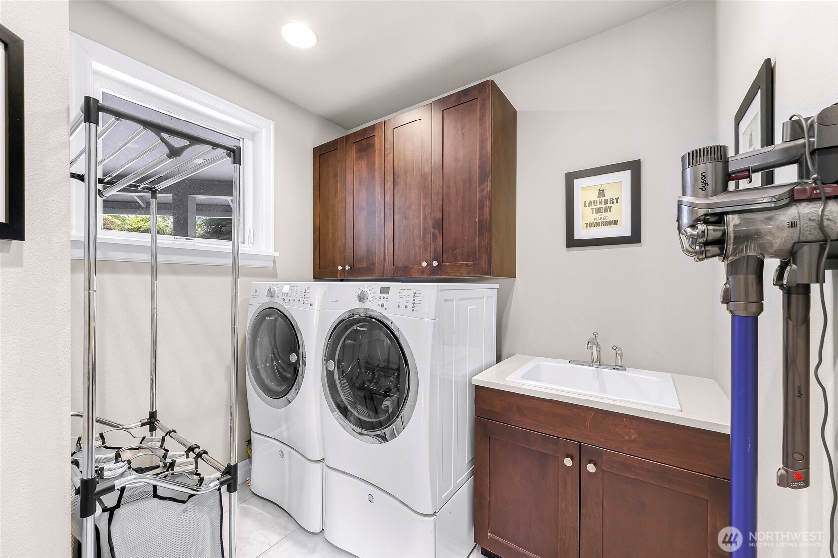 1301 Broad Street Bellingham, WA 98229 - Photo 33 of 40 a utility room with sink dryer and washer