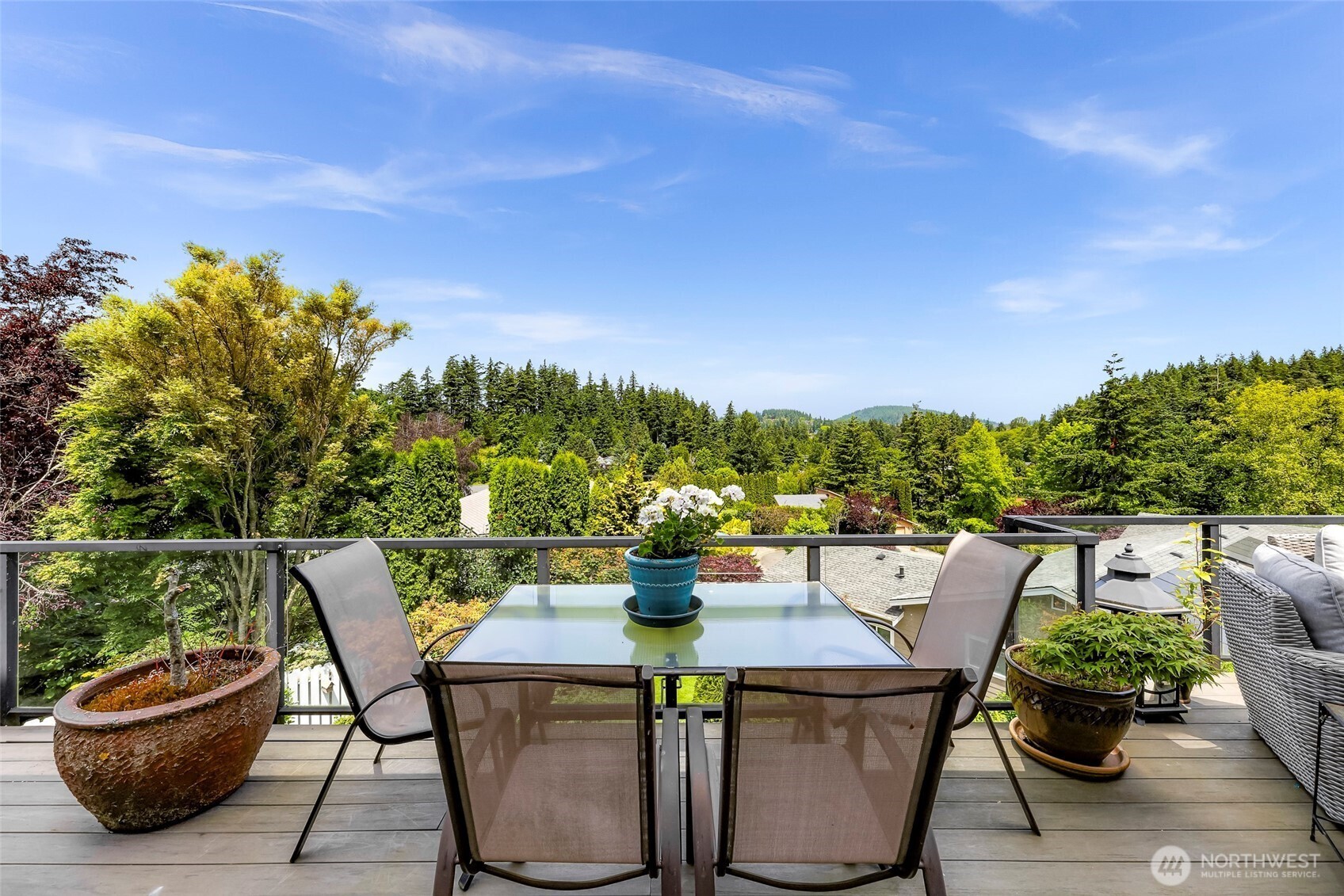 1301 Broad Street Bellingham, WA 98229 - Photo 38 of 40 a view of a terrace with furniture and stove