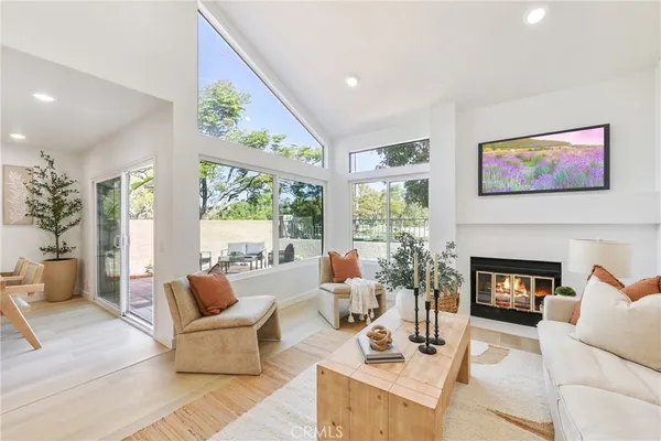 $899,000 | 415 Deerfield Avenue, Irvine, CA 92606