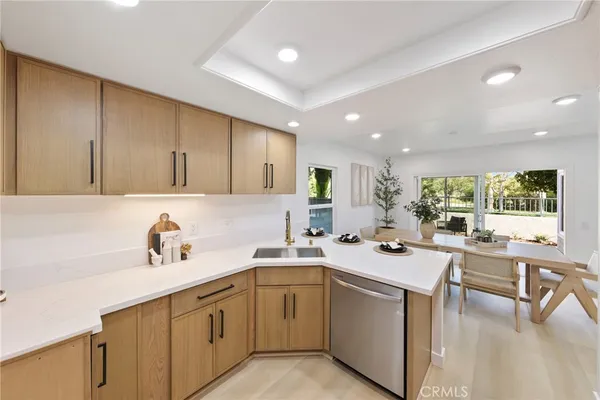 $899,000 | 415 Deerfield Avenue, Irvine, CA 92606