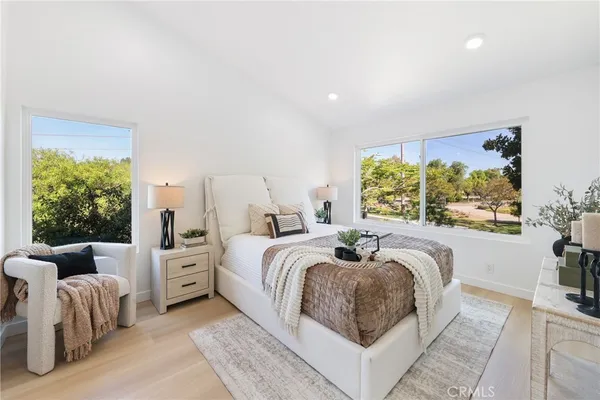 $899,000 | 415 Deerfield Avenue, Irvine, CA 92606