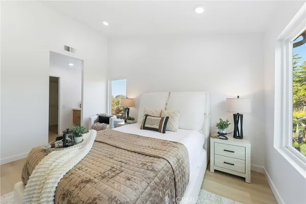 $899,000 | 415 Deerfield Avenue, Irvine, CA 92606