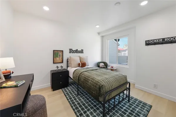 $899,000 | 415 Deerfield Avenue, Irvine, CA 92606