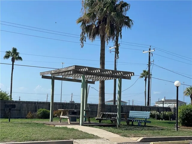 $129,500 | 3938 Surfside Boulevard, Unit 2304, Corpus Christi, TX 78402