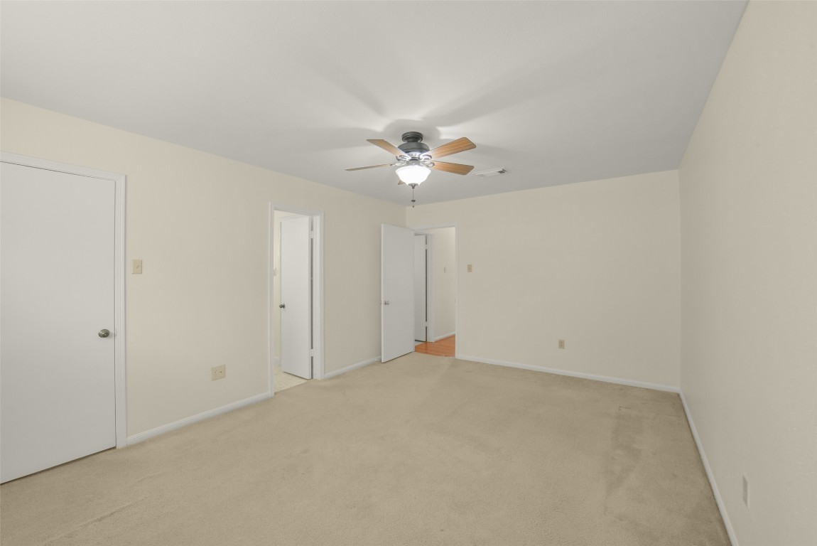 7818 Kleingreen Lane Spring, TX 77379 - Photo 35 of 50