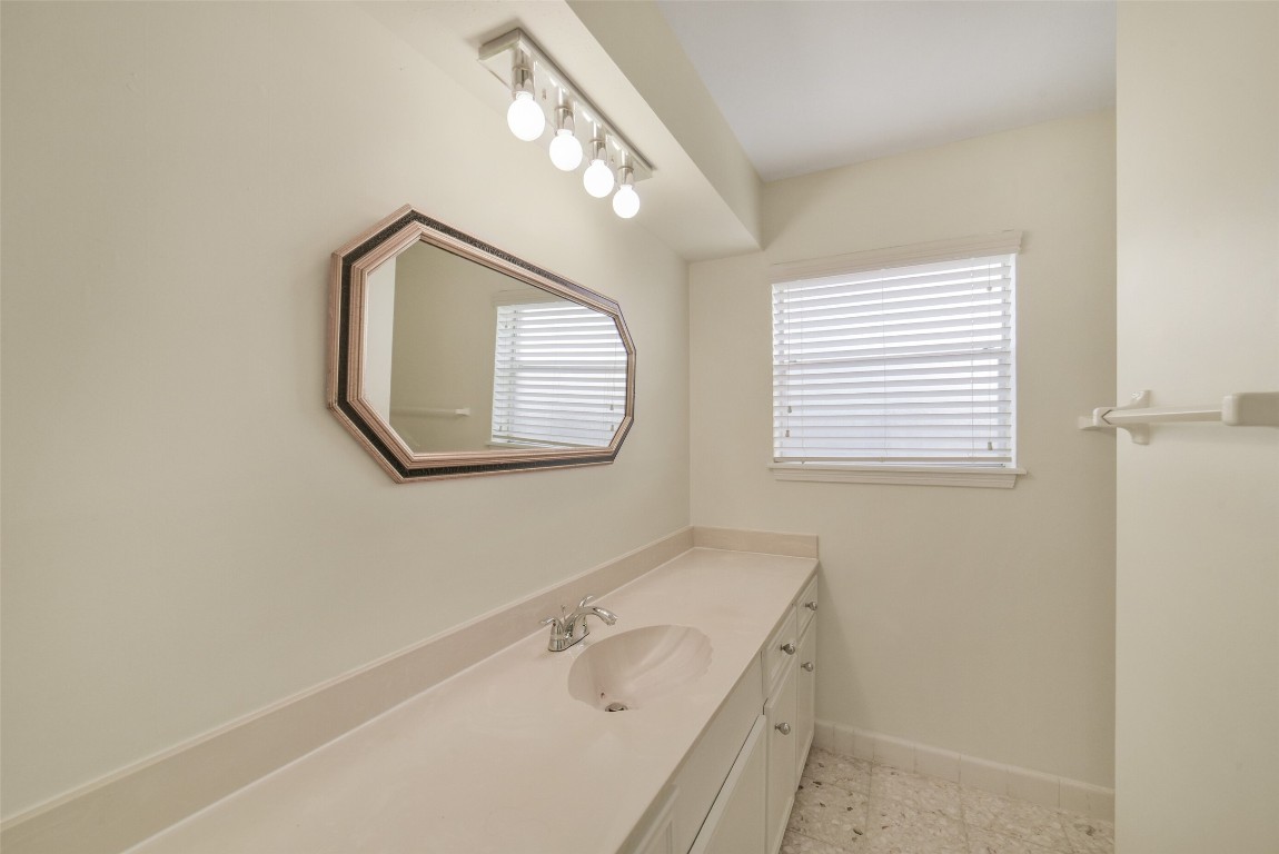 7818 Kleingreen Lane Spring, TX 77379 - Photo 36 of 50