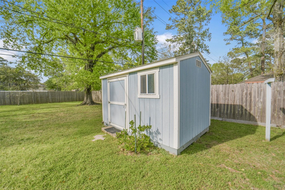 7818 Kleingreen Lane Spring, TX 77379 - Photo 42 of 50