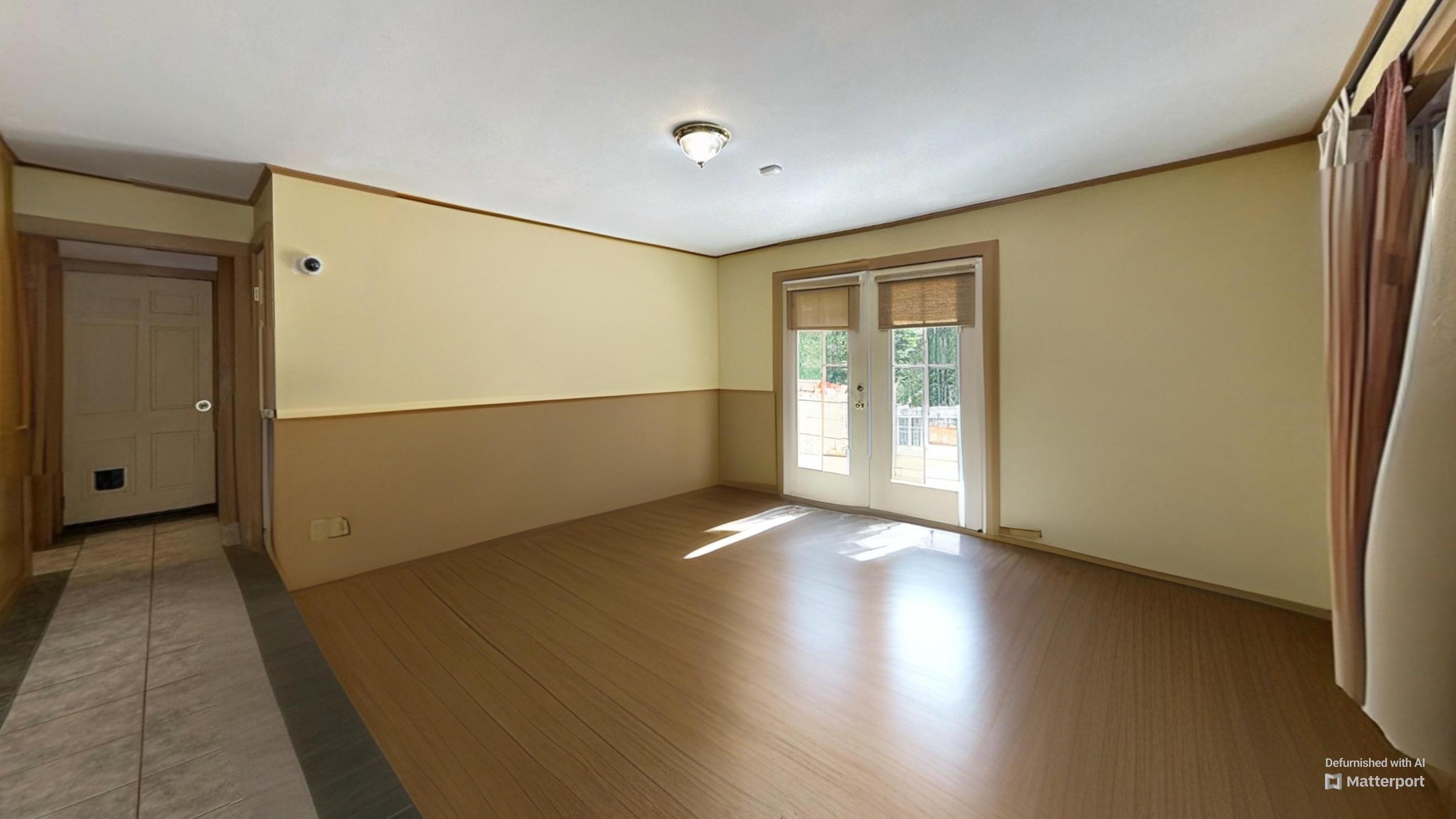 82 Station Road Jonesboro, ME 04648 - Photo 17 of 103 Level 1 -Sitting-Room-Defurnished