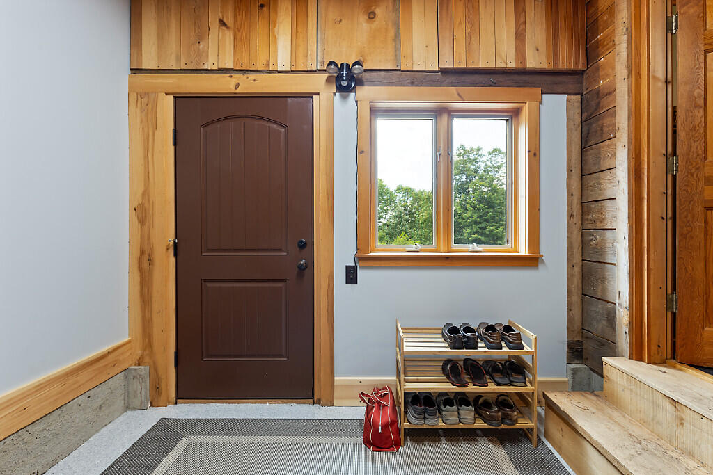 189 Pinnacle Road Canaan, ME 04924 - Photo 17 of 69 18 mudroom view