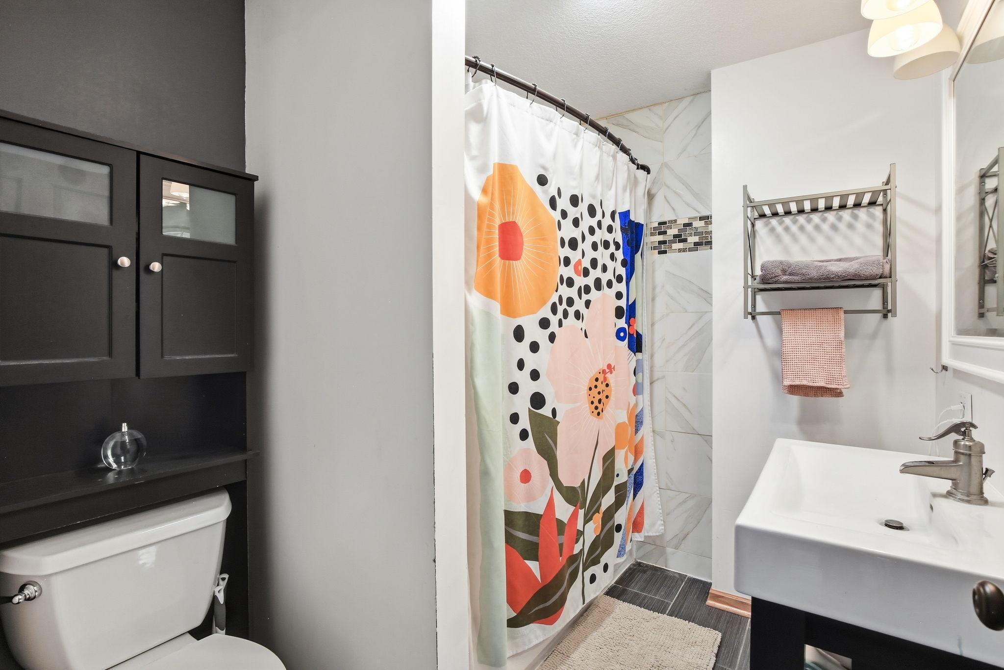 5209 Mayview Road Minnetonka, MN 55345 - Photo 16 of 38