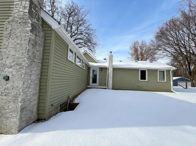 $350,000 | 5209 Mayview Road, Minnetonka, MN 55345