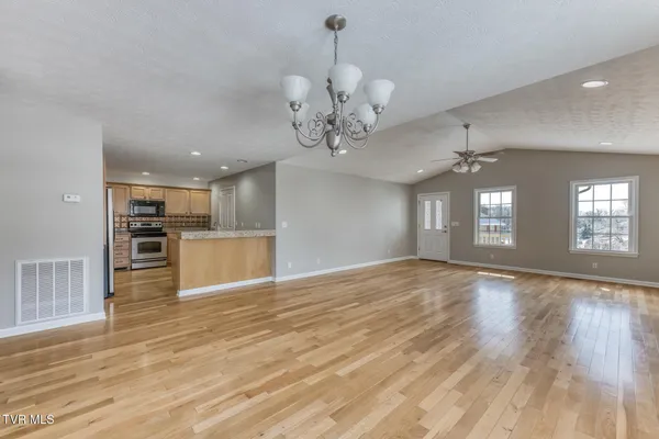 $279,900 | 15096 Denham Drive, Abingdon, VA 24210