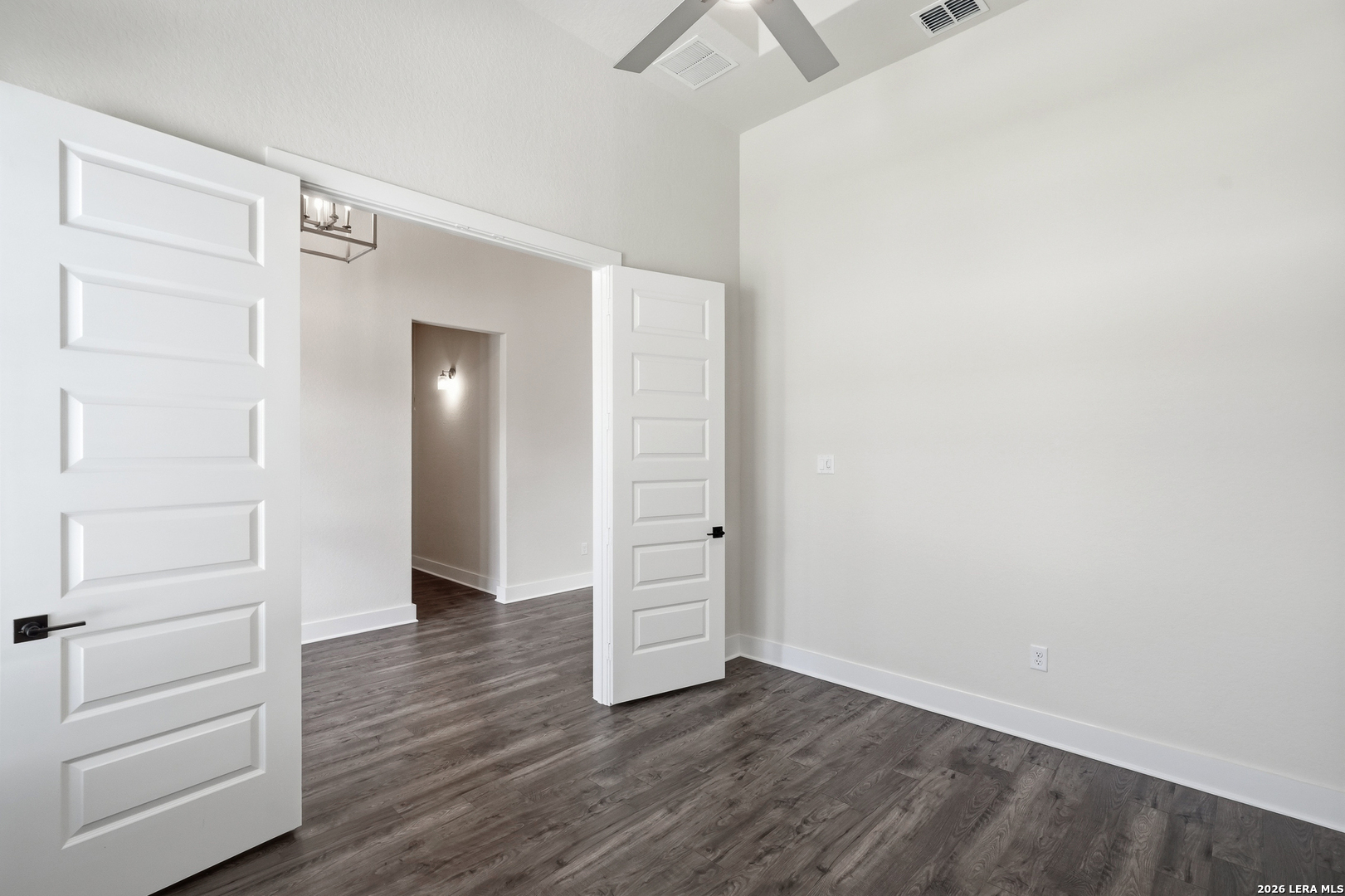 113 Raven Road Castroville, TX 78009 - Photo 10 of 51 Gallery Image 10