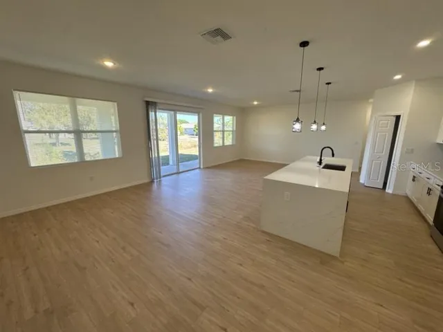 $2,400 | 3460 Tupelo Avenue, North Port, FL 34286