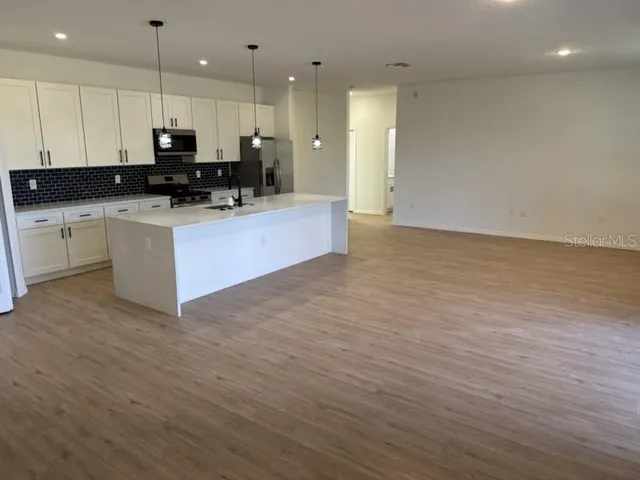 $2,400 | 3460 Tupelo Avenue, North Port, FL 34286