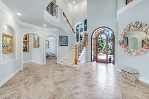 a view of entryway and hall