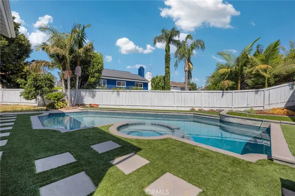 $7,200 | 5 Salk, Irvine, CA 92620