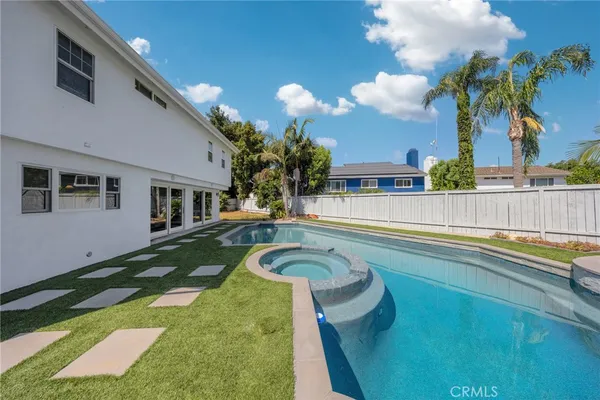 $7,200 | 5 Salk, Irvine, CA 92620