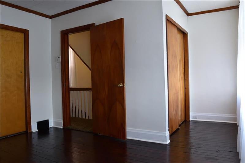908 3rd Street McKees Rocks, PA 15136 - Photo 21 of 25
