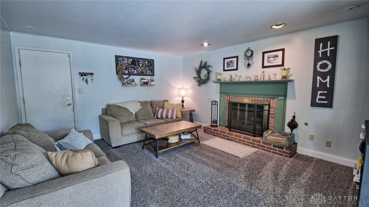 2317 Springmill Road Dayton, OH 45440 - Photo 11 of 59 Gallery Image 11