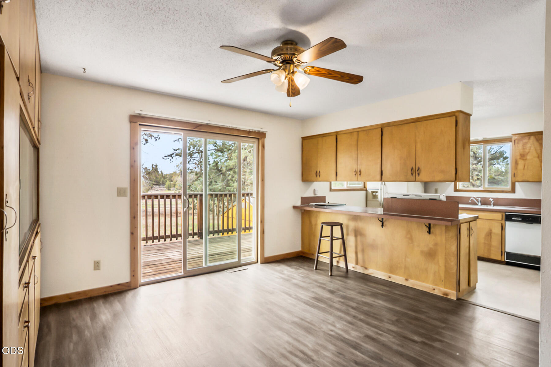 22305 Neff Road Bend, OR 97701 - Photo 3 of 55