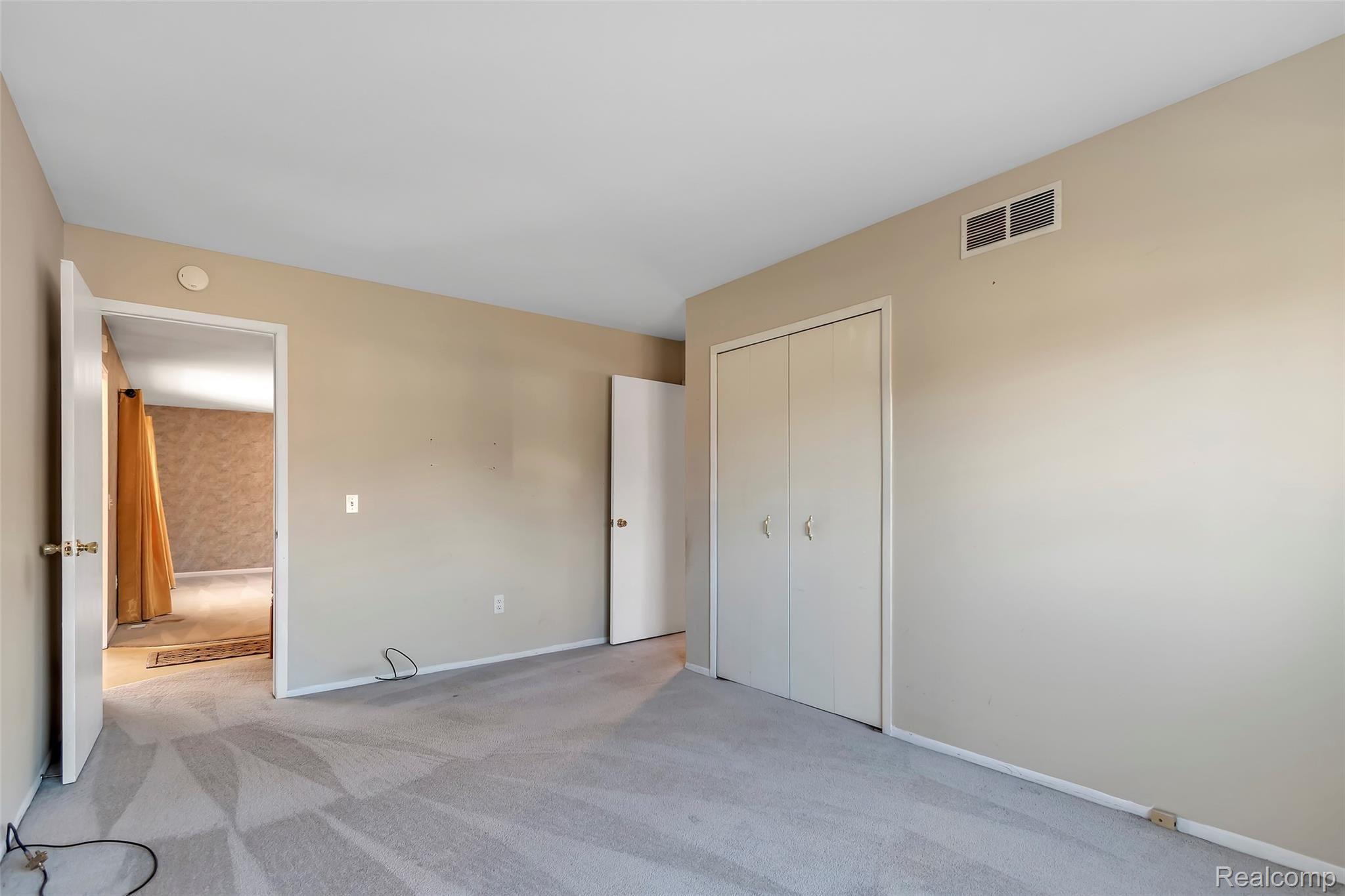 1886 Rector Court Canton, MI 48188 - Photo 17 of 35 1886-Rector-Ct-WindowStill-Real-Estate-Photography-24.jpg