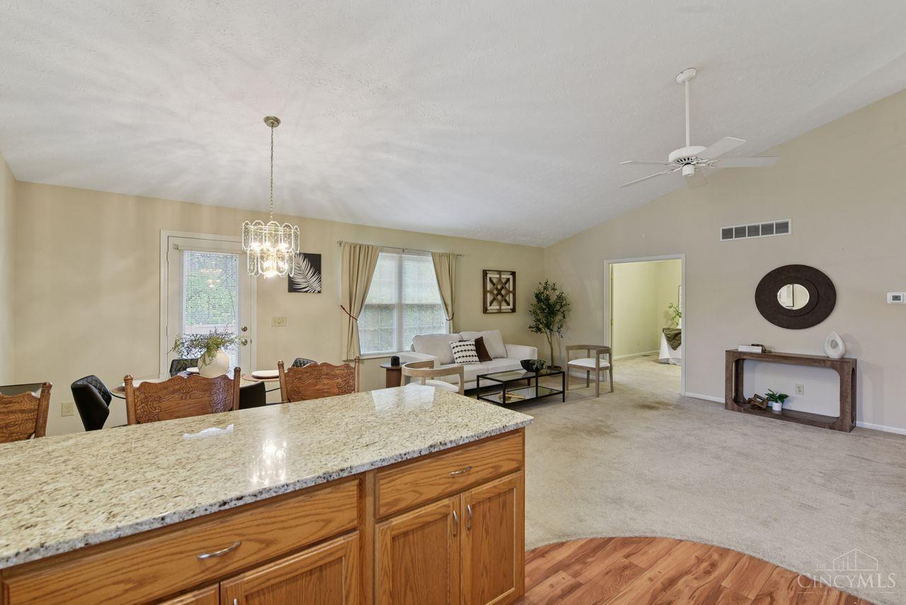 5759 Cheviot Road, Unit I Cincinnati, OH 45247 - Photo 11 of 43