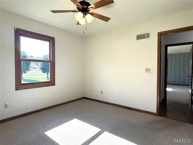 $500,000 | 9047 Sappington Road, Crestwood, MO 63126