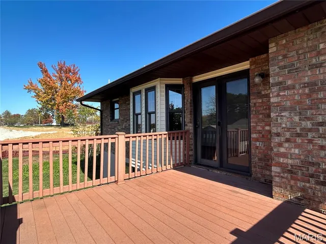 $500,000 | 9047 Sappington Road, Crestwood, MO 63126