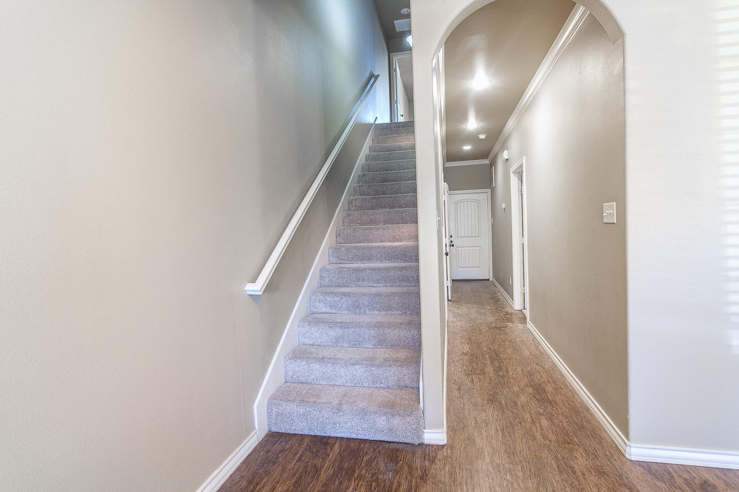 4419 106th Street, Unit B Lubbock, TX 79424 - Photo 5 of 20 a view of entryway