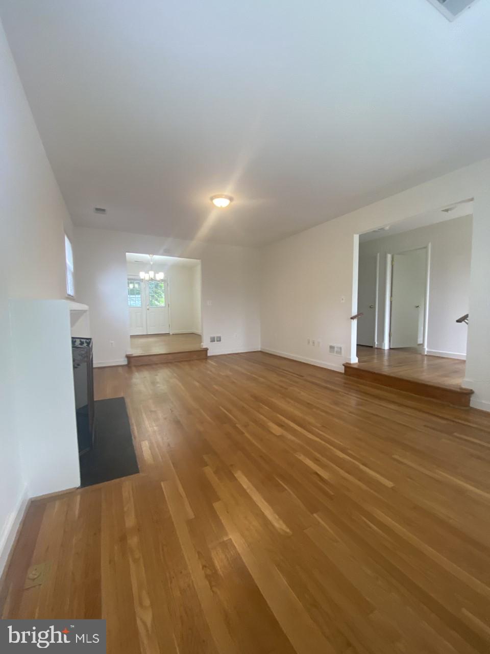 9714 Dameron Drive Silver Spring, MD 20910 - Photo 2 of 18