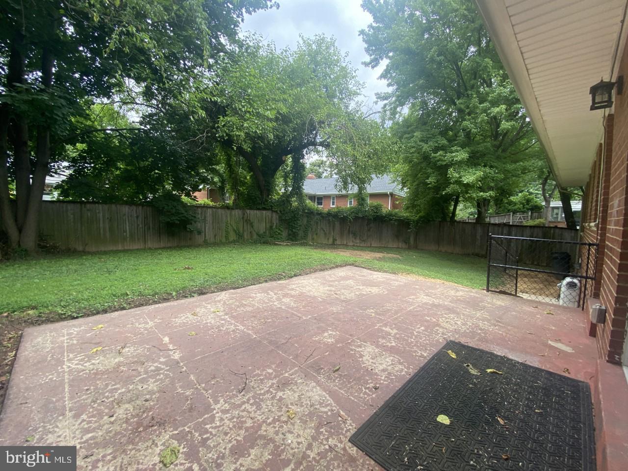 9714 Dameron Drive Silver Spring, MD 20910 - Photo 7 of 18