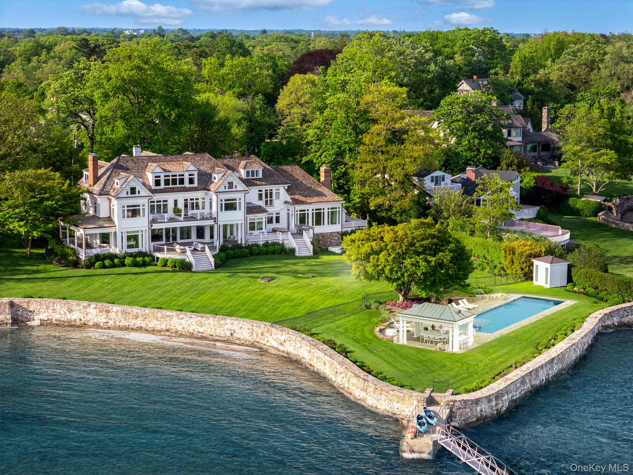 217 Hommocks Road Larchmont, NY 10538 - Photo 4 of 49