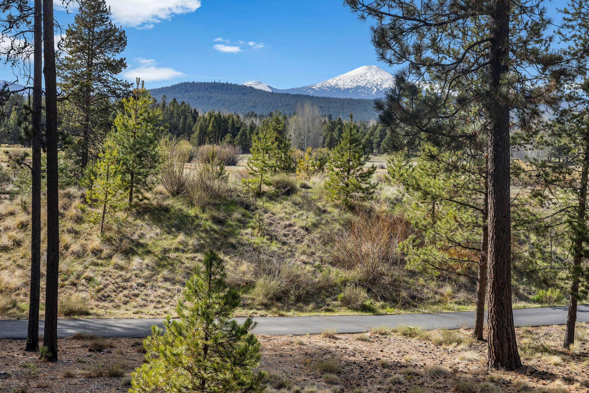 56373 Trailmere Circle Bend, OR 97707 - Photo 28 of 102 2026_04_17_56373_trailmere_circle_calder