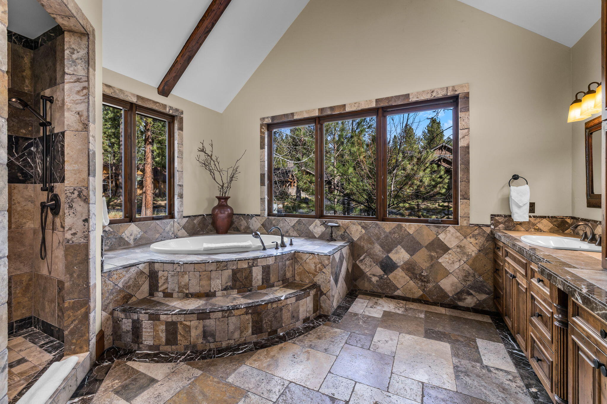 56373 Trailmere Circle Bend, OR 97707 - Photo 40 of 102 2026_04_17_56373_trailmere_circle_calder