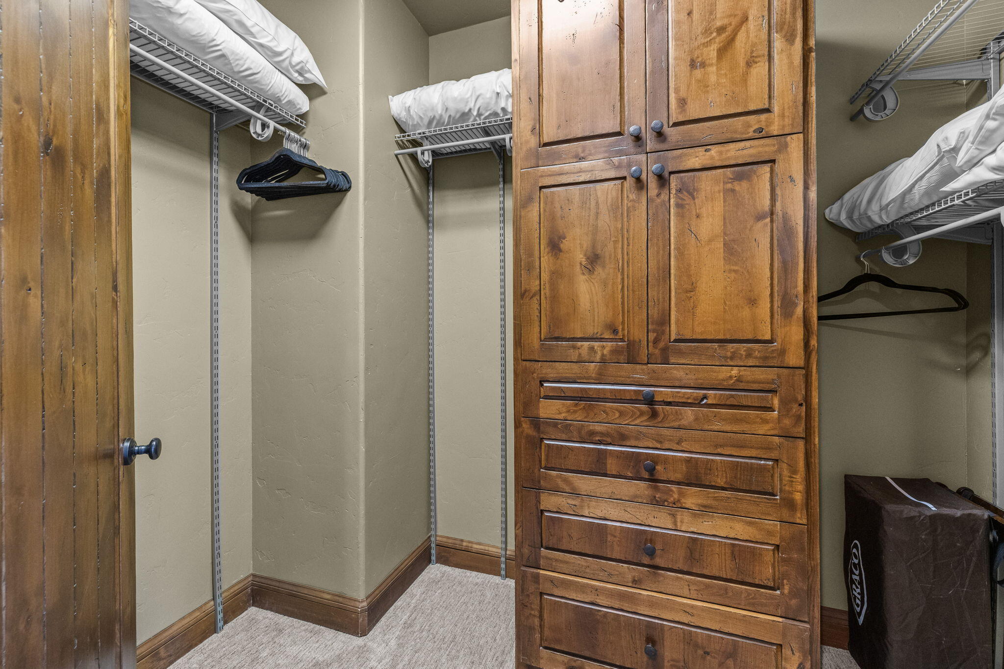 56373 Trailmere Circle Bend, OR 97707 - Photo 46 of 102 2026_04_17_56373_trailmere_circle_calder