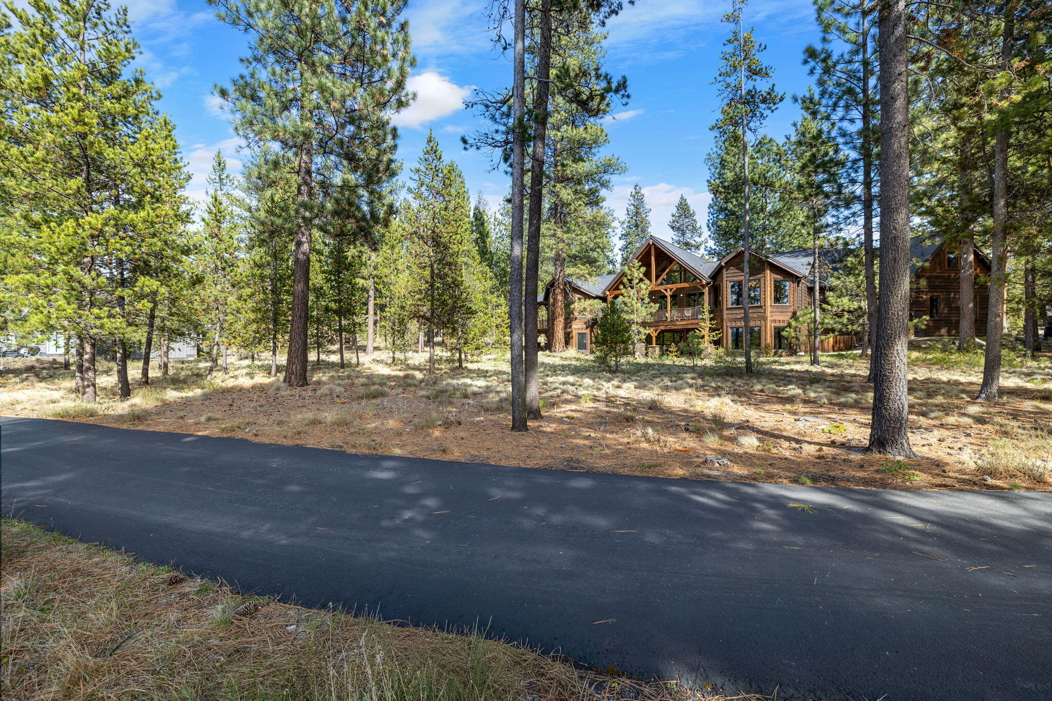 56373 Trailmere Circle Bend, OR 97707 - Photo 76 of 102 2026_04_17_56373_trailmere_circle_calder