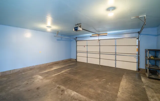 $385,000 | 936 Thomas Avenue West, St. Paul, MN 55104