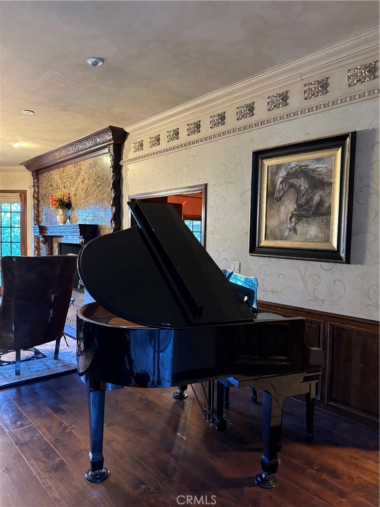 380 North Chandler Ranch Road Orange, CA 92869 - Photo 13 of 40 a living room with furniture and wooden floor